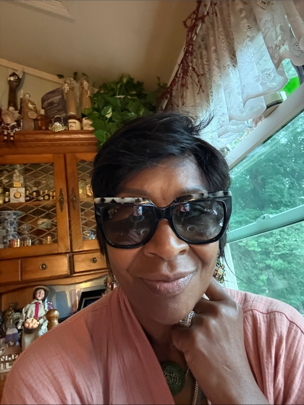Fendi Black and Brown Tortoiseshell Cat-Eye Sunglasses